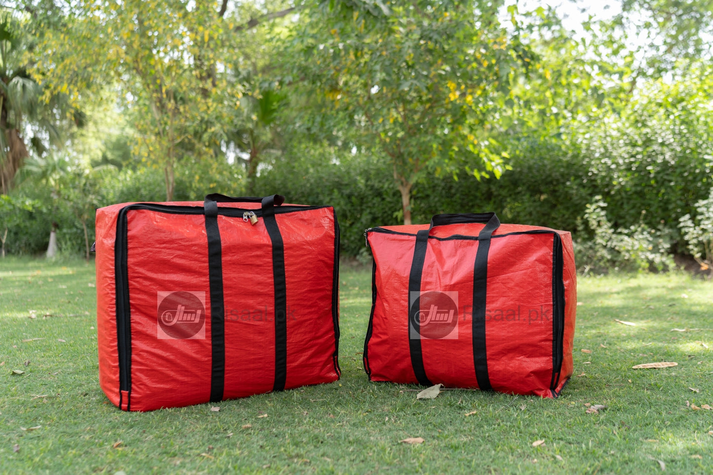 Heavy-Duty Polypropylene Clothes  Blanket Storage Bag & Caro